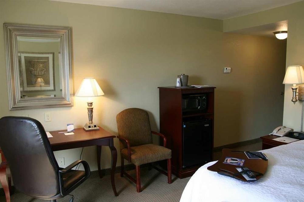 Hampton Inn Jasper, Al Kamer foto